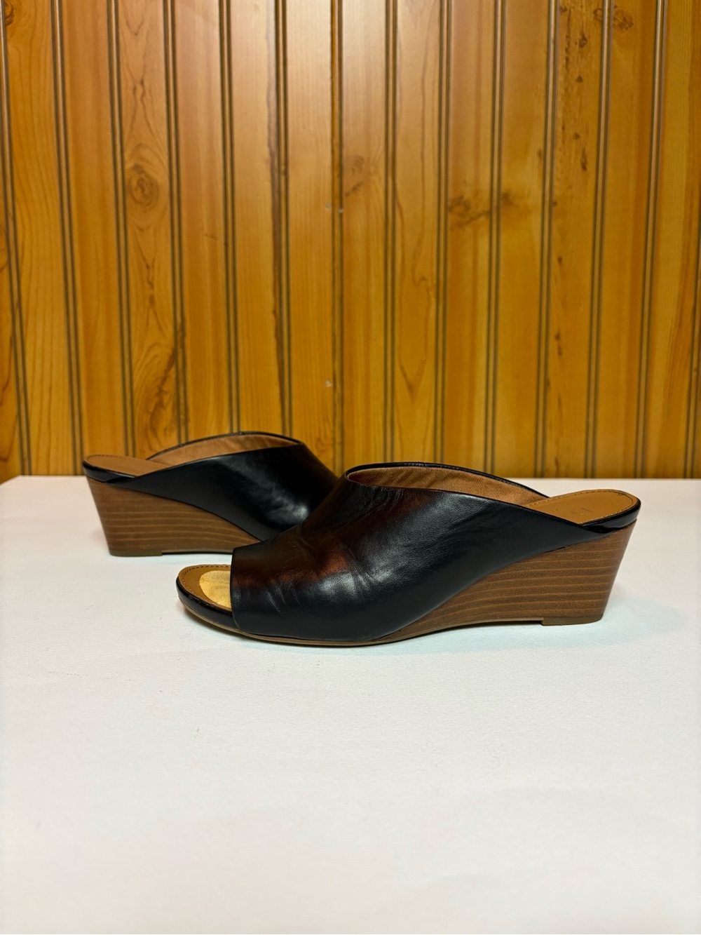 Franco Sarto Black Leather Open-Toe Wedge Slides